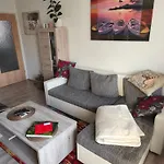 Richtig Wohlfuehlen Leicht Gemacht Apartament Chociebuż